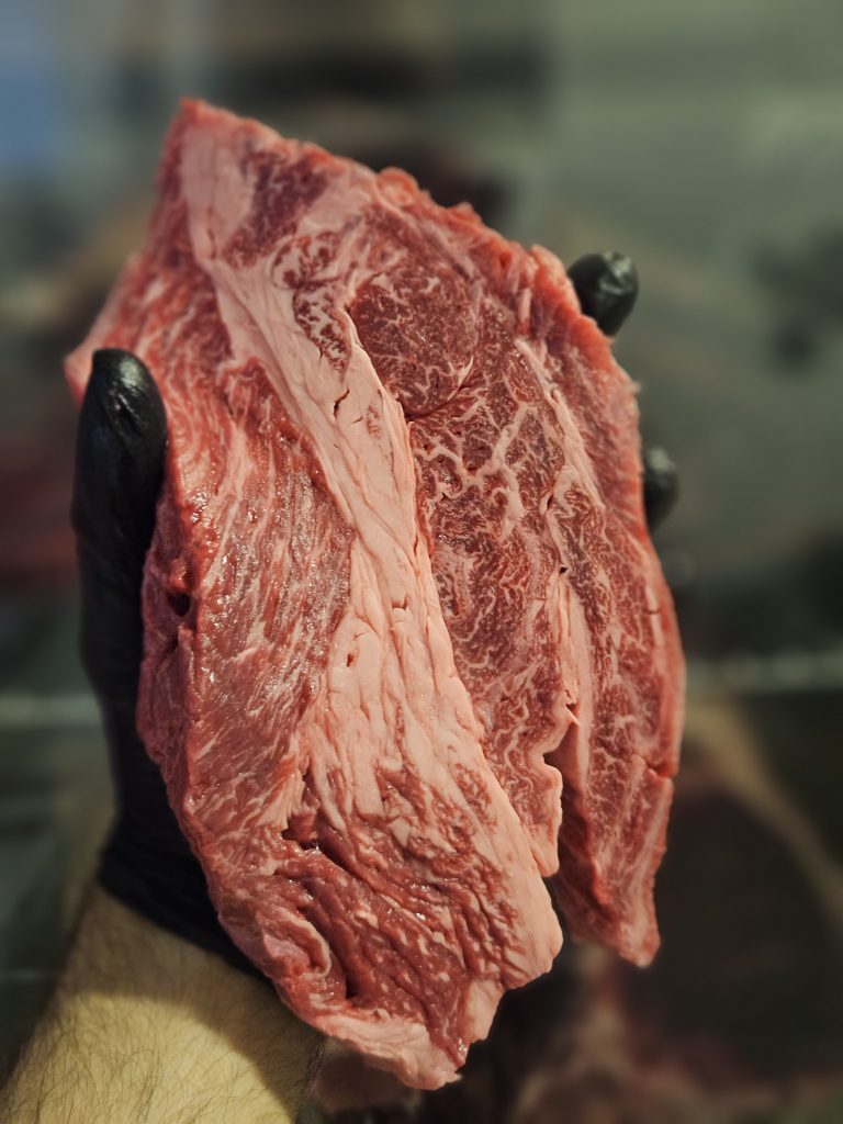 Chuck Steak Wagyu SRF9+